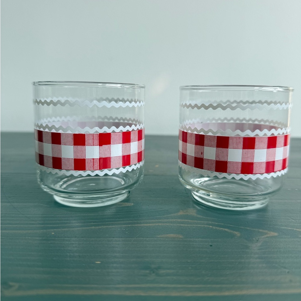2 x vintage Libby red county gingham glasses